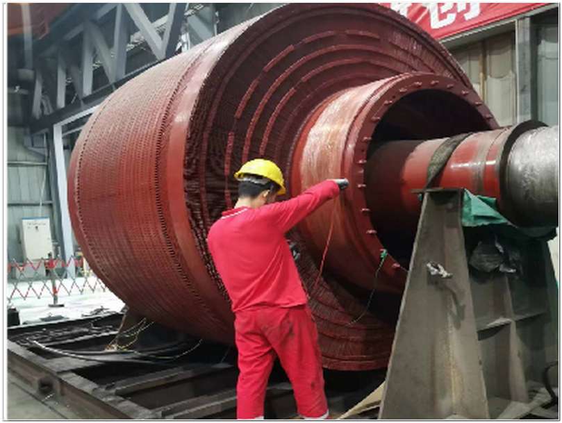 哈電集團280T轉子定子大修后對比照