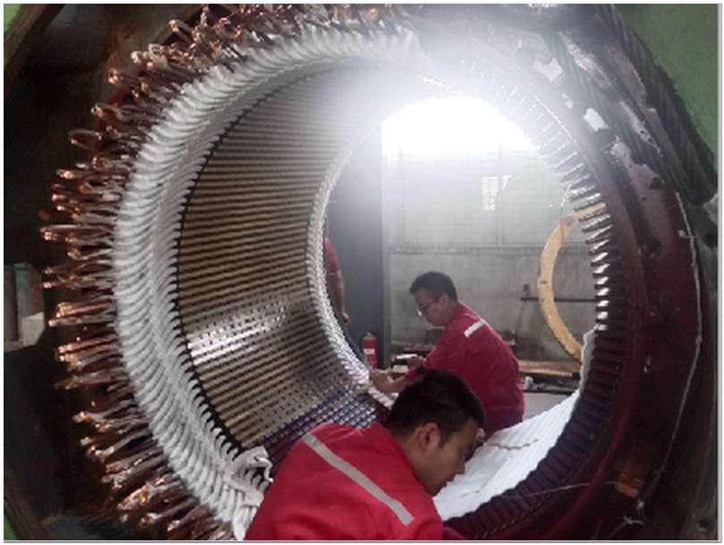 2700kw電機(jī)線圈現(xiàn)場維修照片